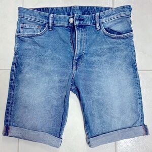H&M Men’s Slim-Fit Denim Jean Shorts (US 30)